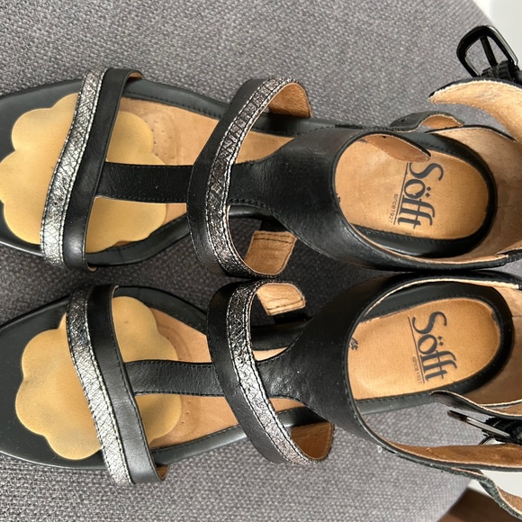 Sofft Sandals - Picture 1 of 2